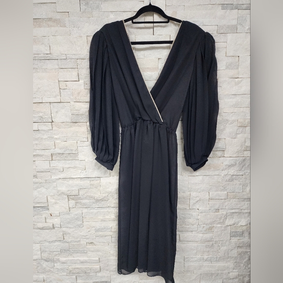 Black farouche Dressr - Picture 3 of 3